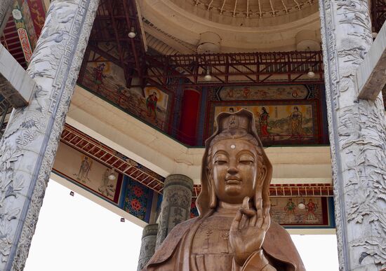 Guanyin oder Kuan Yin ist die Göttin der Barmherzigkeit