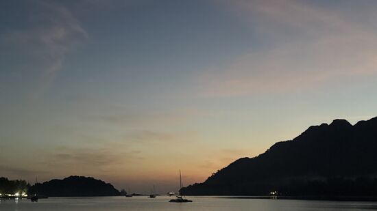 Gute Nacht—morgen müssen wir früh raus—es geht nach Singapur zurück!