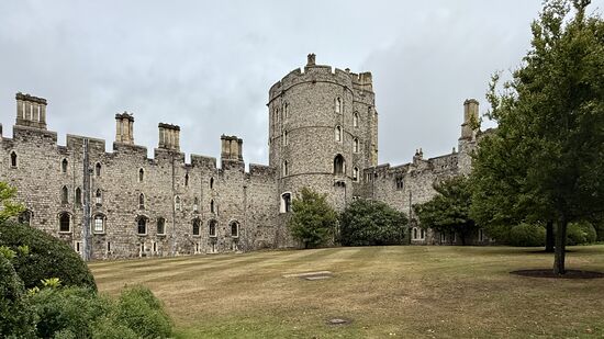 Das Schloß ist eine offizielle Residenz des britischen Monarchen und Teil der Royal Collection. Die Ursprünge des Schlosses reichen bis in die Zeit Wilhelm des Eroberers zurück
