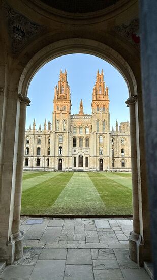 Das „All Souls College“ befasst sich in Geistes- und Sozialwissenschaften