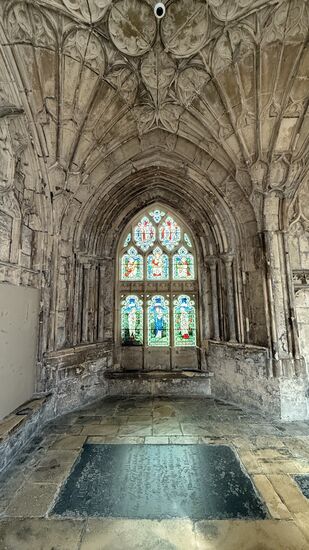 Und die wunderschönen butglasfenster