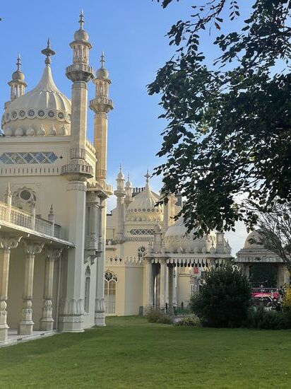 Neben der Nutzung als königliche Residenz diente es auch als Krankenhaus während des ersten Weltkriegs