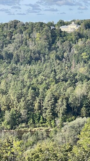 Blick auf das Landgut "Krimulda"