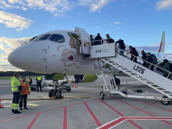 Per Bolt gehts zum Airport und der Flieger startet ziemlich pünktlich