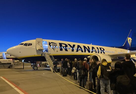 Pünktlich geht unser Flug um 18:25 Uhr nach Faro