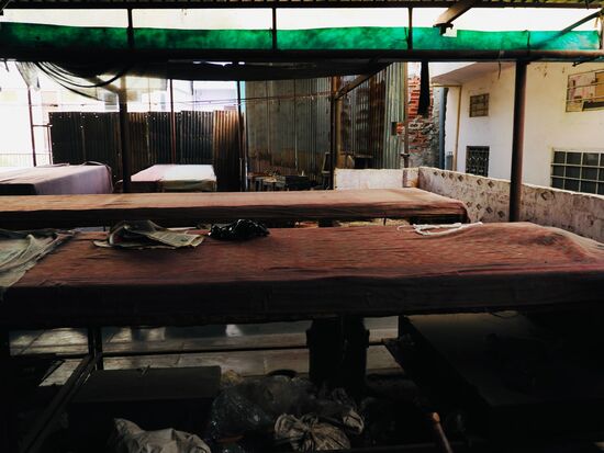 Oben unter dem Dach ist allerdings keiner tätig