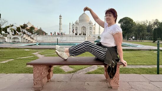 Er hat immer neue Ideen—ganz der Profi—zwischendurch jammert er auch etwas wegen schlechter Zeiten..weniger Touris..weniger Einkommen für ihn…und…und..