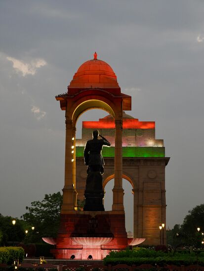 Nun müssen wir uns auf den Rückweg machen und iwo etwas zu essen suchen..