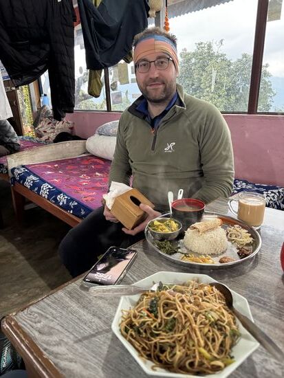 Nachmittags/Abends am warmen Ofen mit unserem wohlverdienten Mittag- bzw. Abendessen.