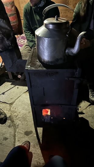 Oben angekommen gibt es erst einmal einen wohlverdienten Tee.