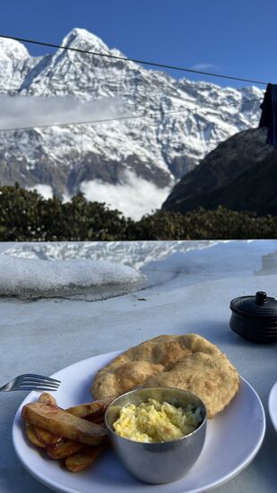 Zur Belohnung gab es Frühstück mit Aussicht.