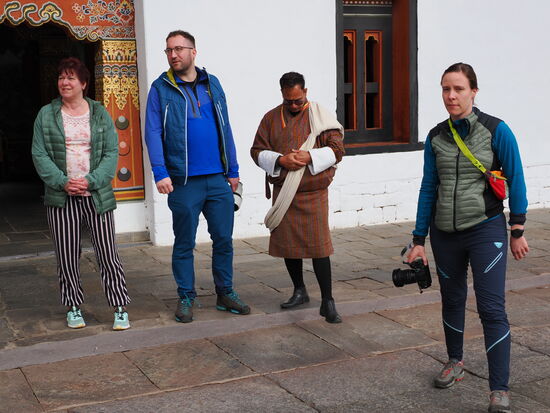 Der Zutritt für Touris ist in der Regel abends, also nach Feierabend der Regierungsangestellten oder am Wochenende möglich