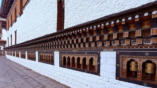 Unzählige Gebetsmühlen…