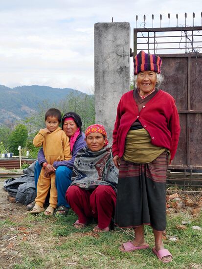 Dann kommen wir zu einer Gruppe Menschen, die emsig am arbeiten sind