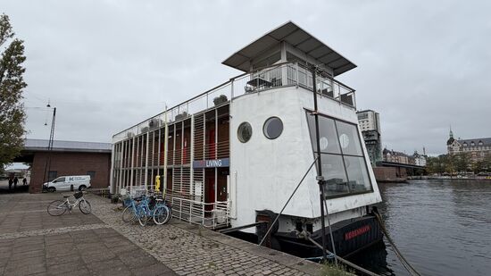 In diesem Boot haben wir die letzte Nacht geschlafen