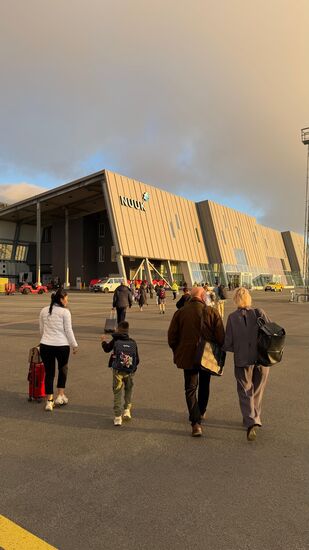 Ein niedlicher kleiner Airport in Nuuk.