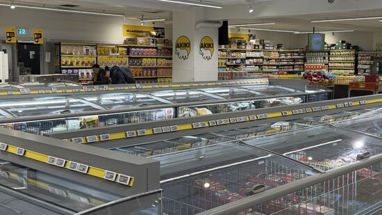Auch einen Supermarkt müssen wir besichtigen--Die Preise sind alle etwas höher als bei uns