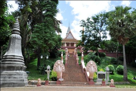 Blick auf Wat Phnom