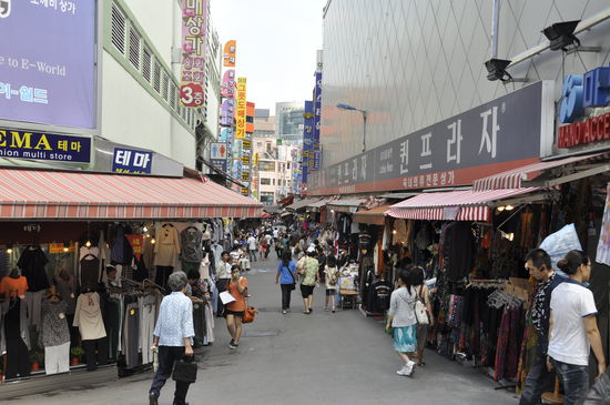 Unterwegs der market....