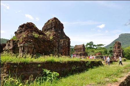 Die Tempel von My son