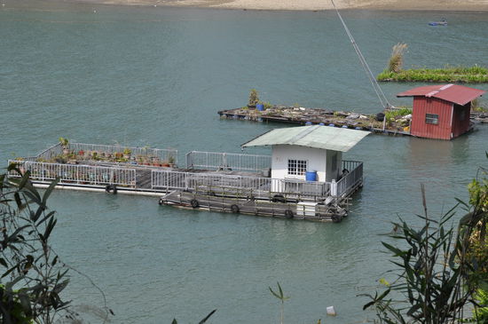 Hausboote oder so...