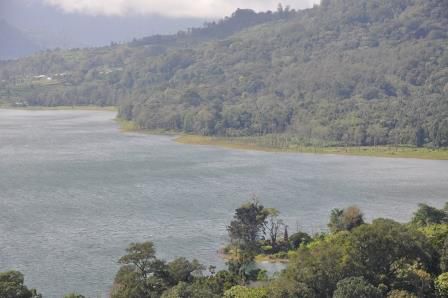 Danau Tamblingan