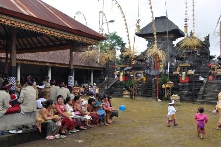 Im Tempel gibts Musik
