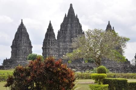 Das sind die Tempel von Prambanan