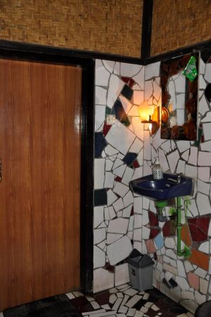 ...zur Toilette..