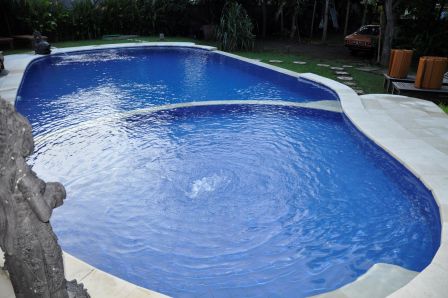 Der schöne Pool