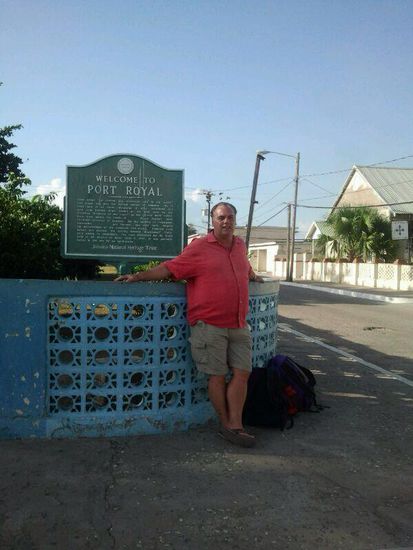 Wir warten auf den Bus