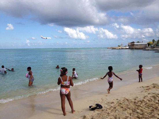 Hier landet grad wieder ein Flugzeug