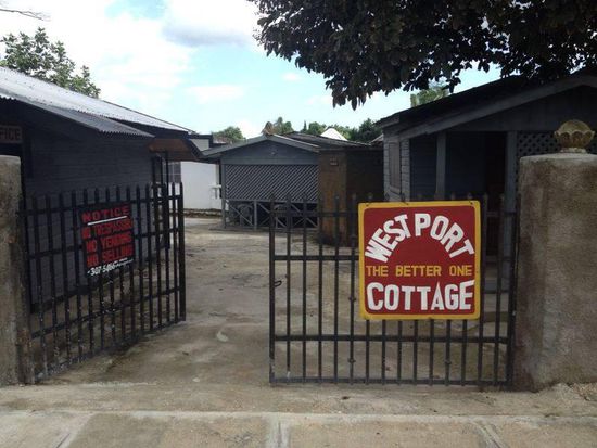 Der Eingang der Anlage