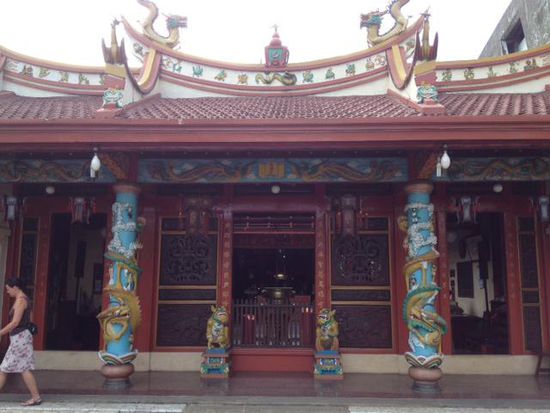 Einen kleinen Tempel haben wir auch angeschaut