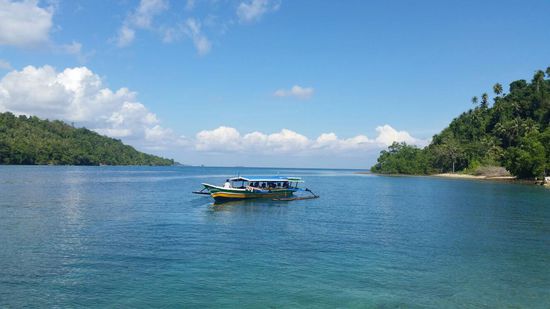 Zurück gehts mit diesem Boot, das ist etwas größer
