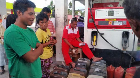Die gucken auch neugierig durch unser Autofenster