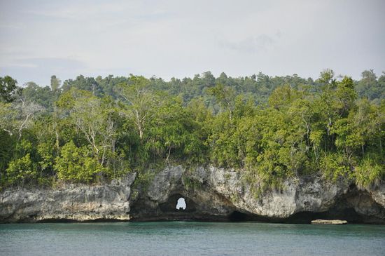 Viele kleine unbewohnte  Inseln gehören zu den Togeans