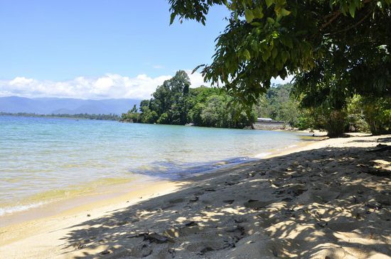 Wunderschöner Strand mit Süßwassersee...