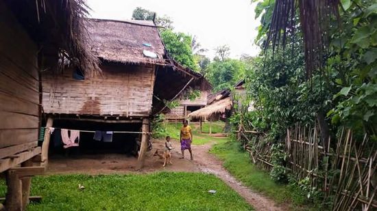 Wir werden neugierig beäugt...