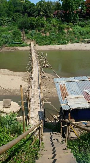 Nun müssen wir noch unbedingt über diese Brücke...