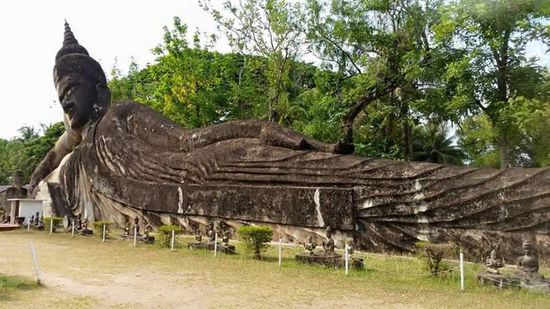 Der riiiesige Buddha....