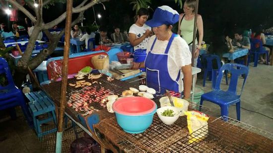 Hier nehmen wir unser Abendbrot ...