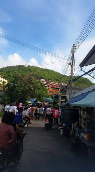 Wollen die etwa da ganz hoch
..?