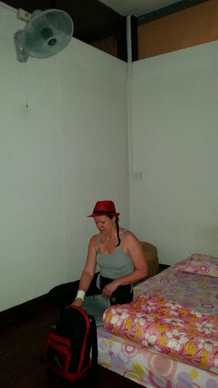 Unser Zimmer:spartanisch aber sauber und nur mit einer Matratze ausgestattet