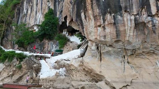 Das Kloster in einer Höhle