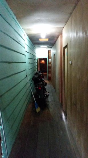 ..wie eine Zigarrenkiste...