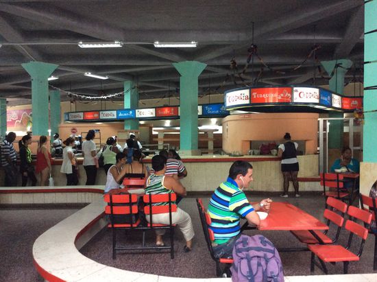 Ein riesiges Eiscafe