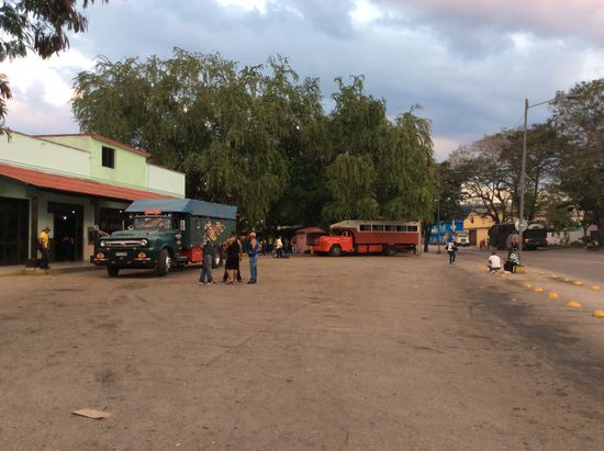 Das sind die Transportmittel der Kubaner--leider nehmen die uns nicht mit!!