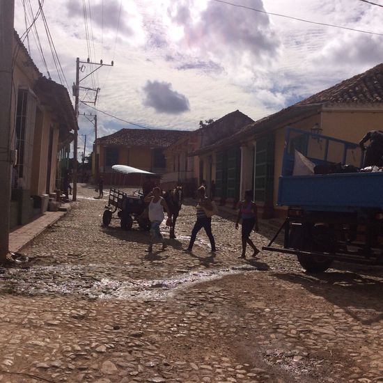 Morgendliches Straßenbild