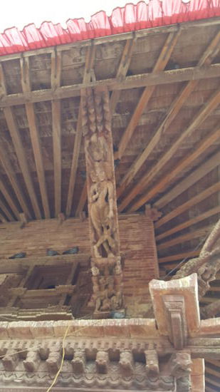 Hier eine Ansicht vom Tempel der Erotik.